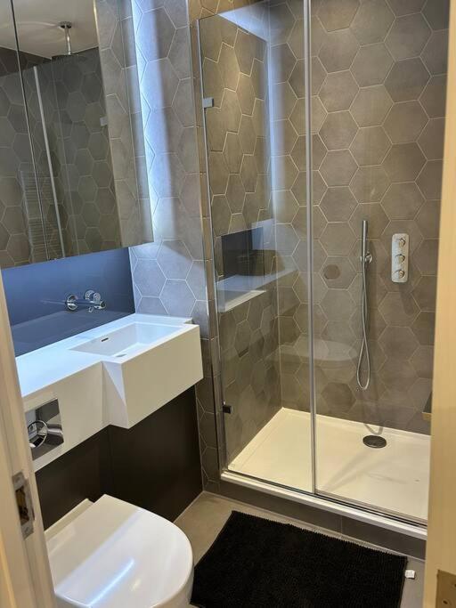 Modern 2 Bedroom Flat Near King'S Cross. 런던 외부 사진